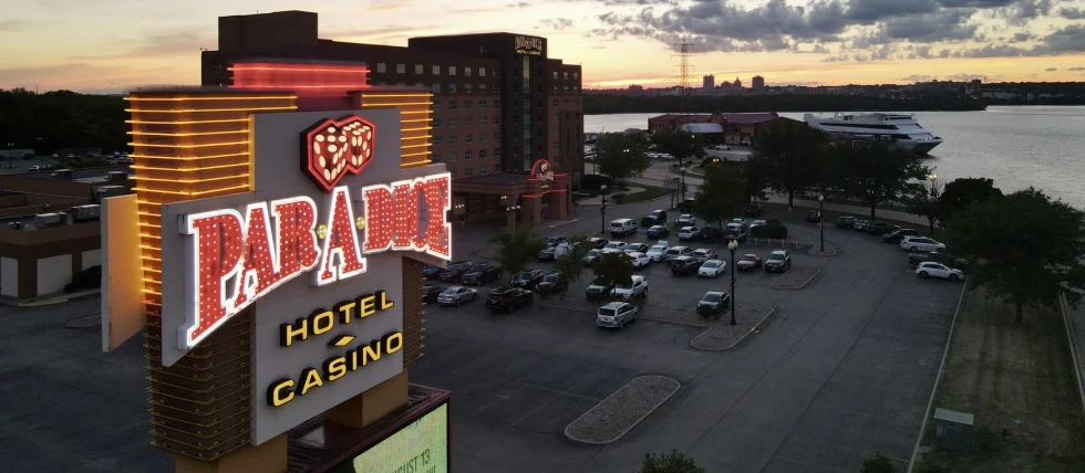 Casino Relocation Battle in Peoria