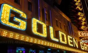 Iconic Vegas Casino to Remove All Live Dealer Tables in Favor of EGMs