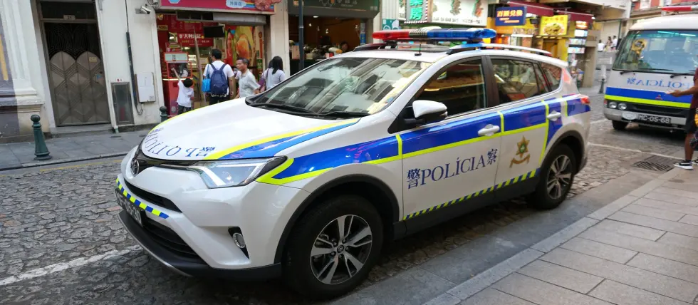 Macau Police Arrest Eight in Casino Poker Fraud Case