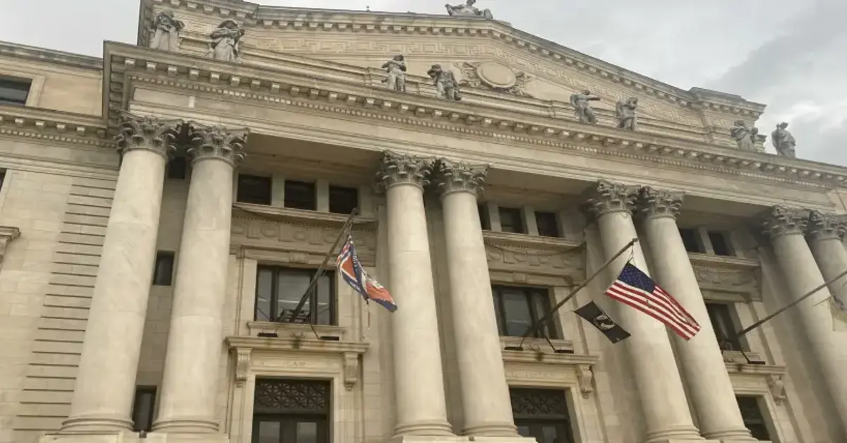 NJ Court Decision on National Gambling Helpline Dispute Postponed Once Again