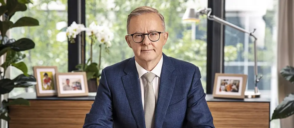 Australian Government Succumbs to Pressure, Will Begin Gambling Ad Reform