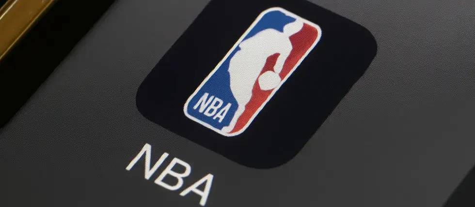 Damon Jones Denies Gambling Charges