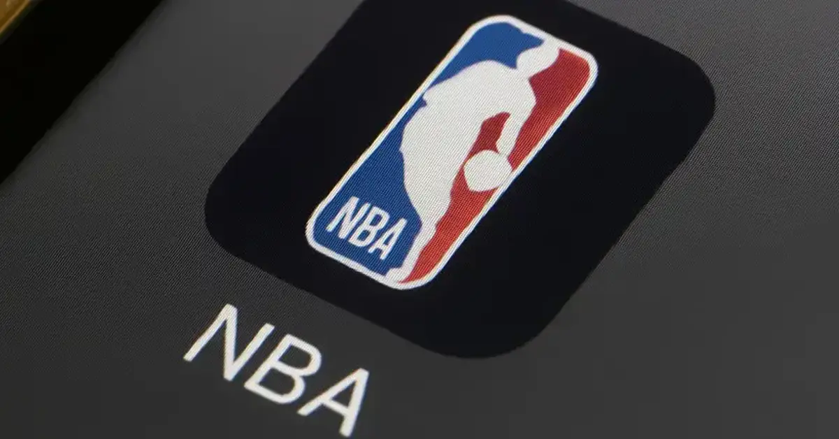 Damon Jones Denies Gambling Charges