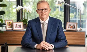 Albanese Announces Strict Limits on Gambling Advertising