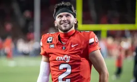 NCAA Probes QB Gambling Case