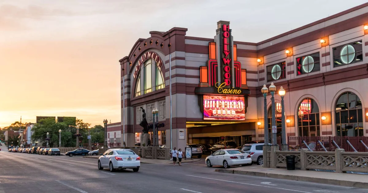 Aurora Casino Closure Set