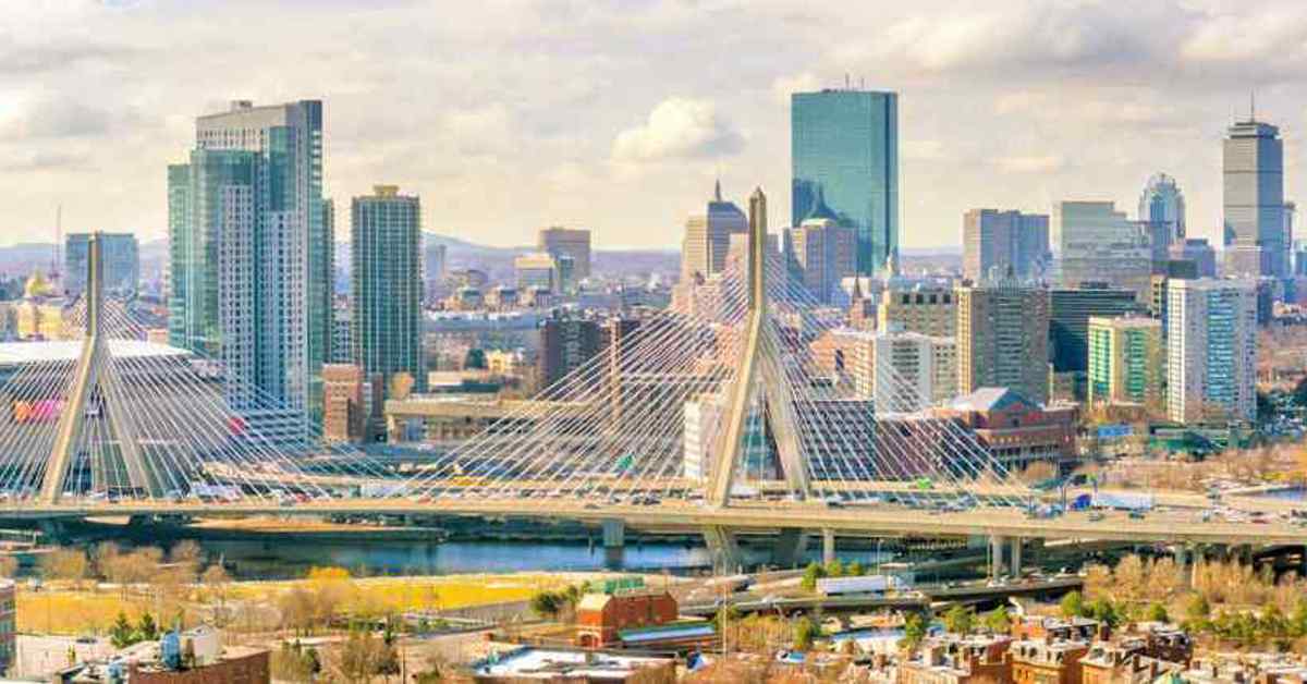 Massachusetts sportsbook logos age warnings