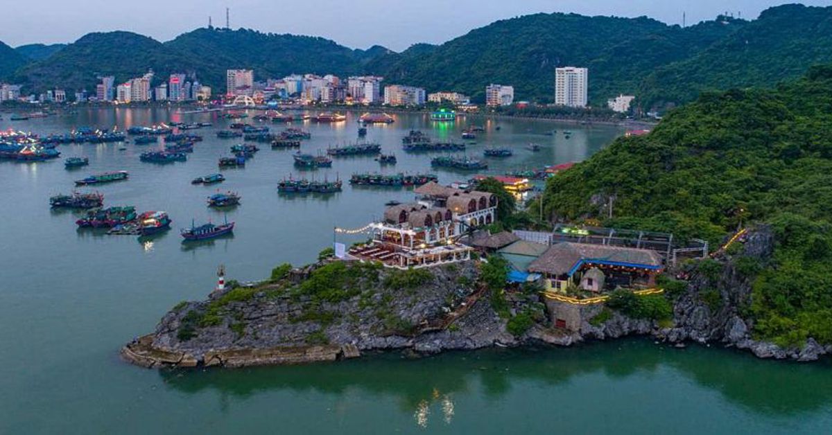 Vietnam's Ha Long Bay
