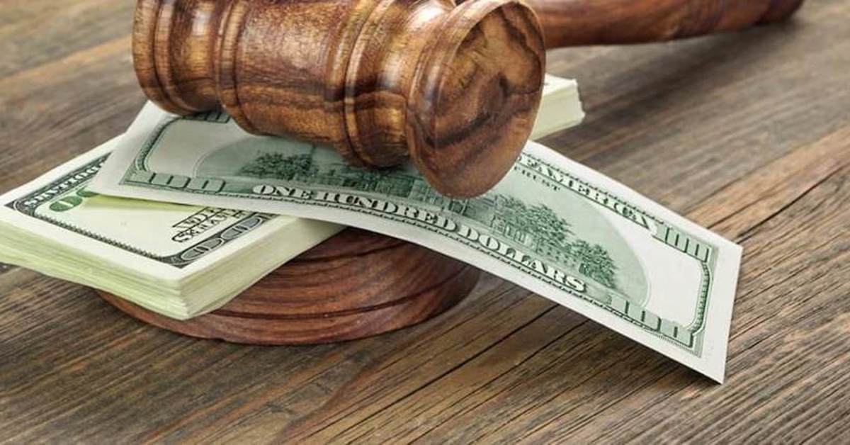 AGCO fines Apollo Entertainment