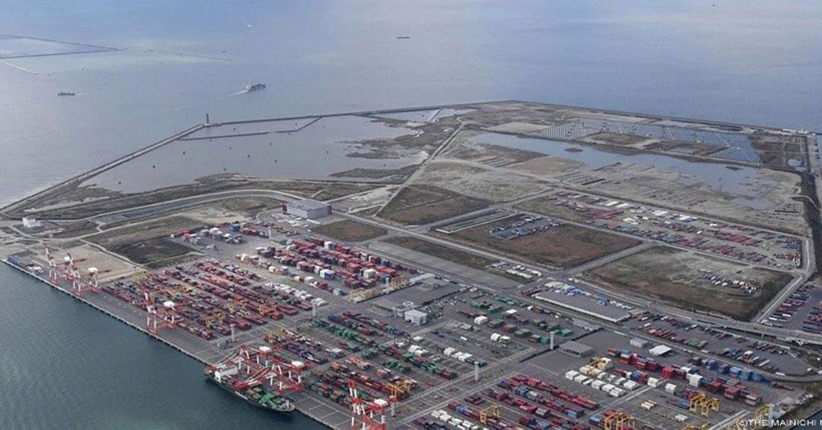 A view of Yumeshima Island from the air
