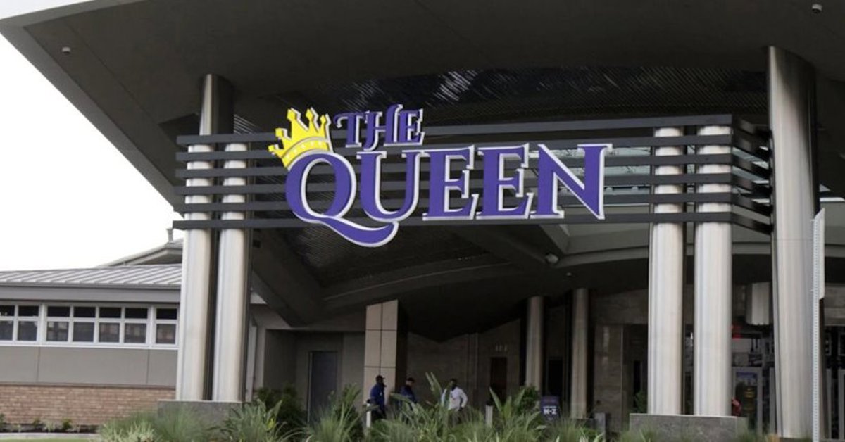 Queen Baton Rouge casino revenues