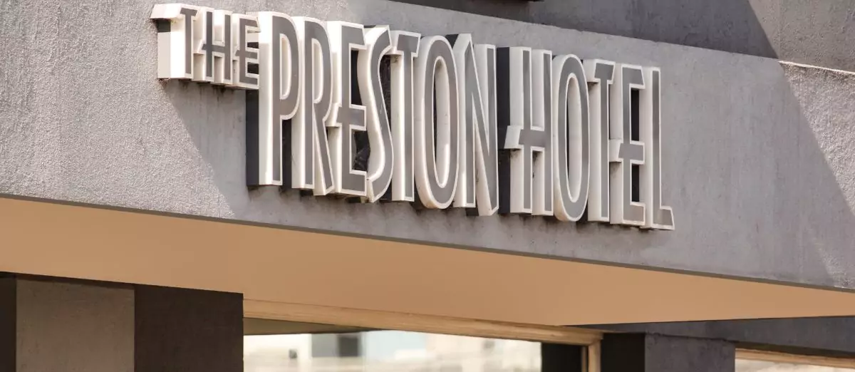Preston Hotel fined for underage gambling in Victoria