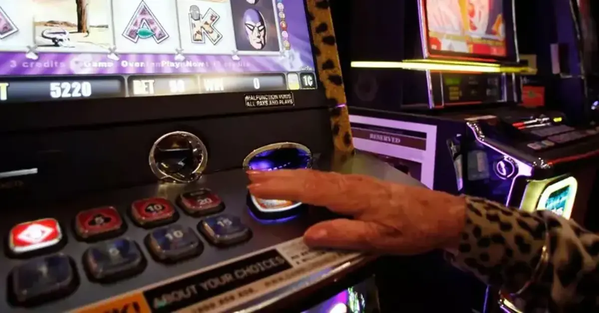 Expanded cashless gaming trial begins in NSW for gambling reform