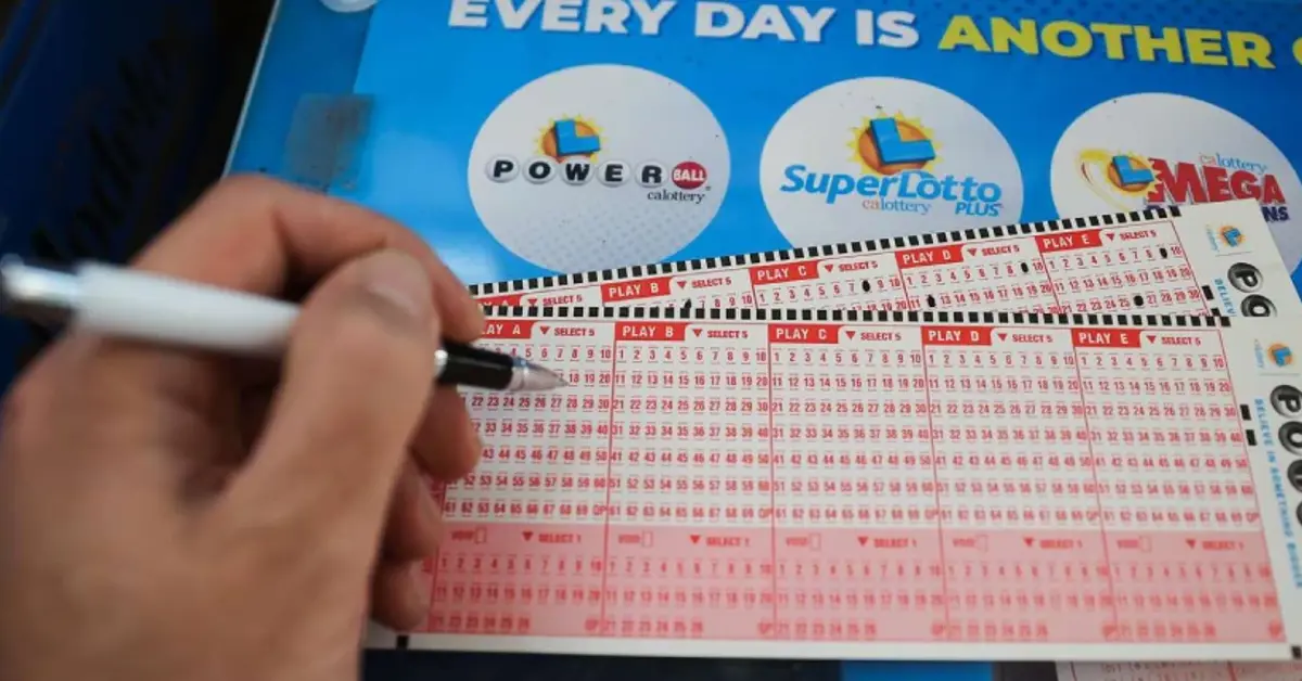 Fortune cookie provides winning Powerball numbers