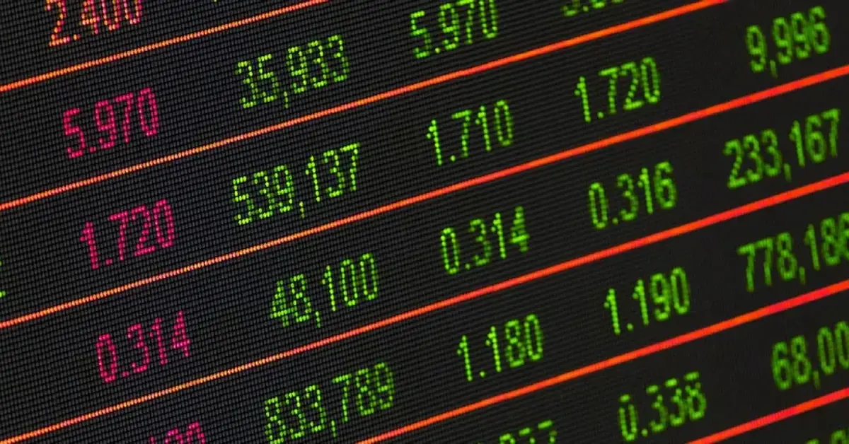 Illinois tax impacts shares