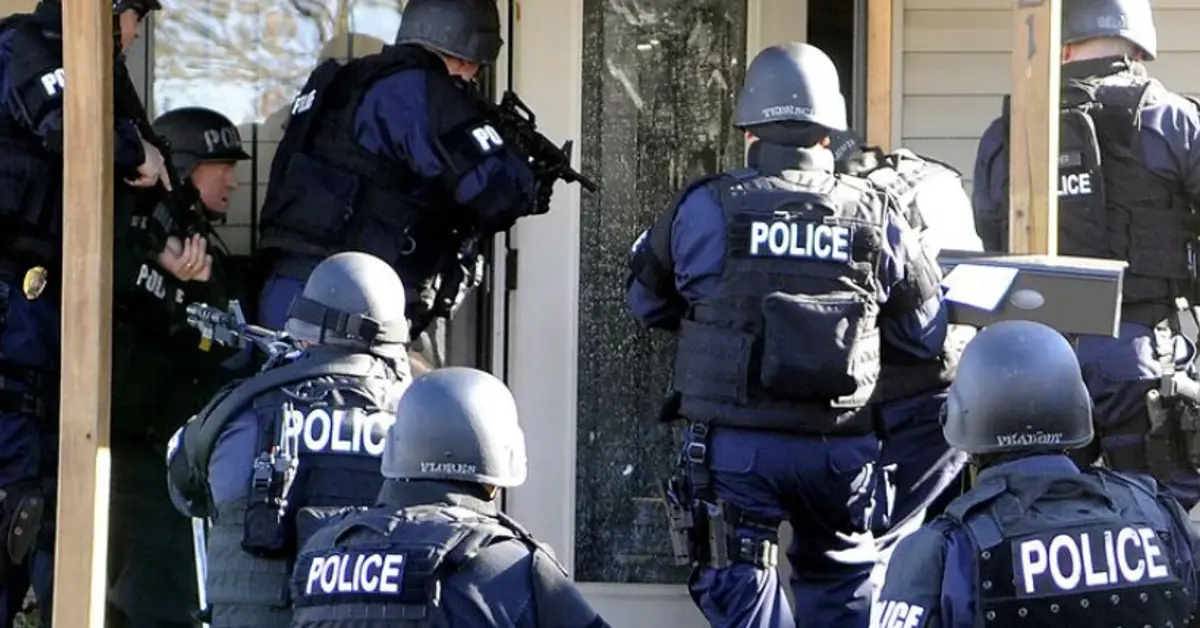 Florida authorities uncover illegal gambling den