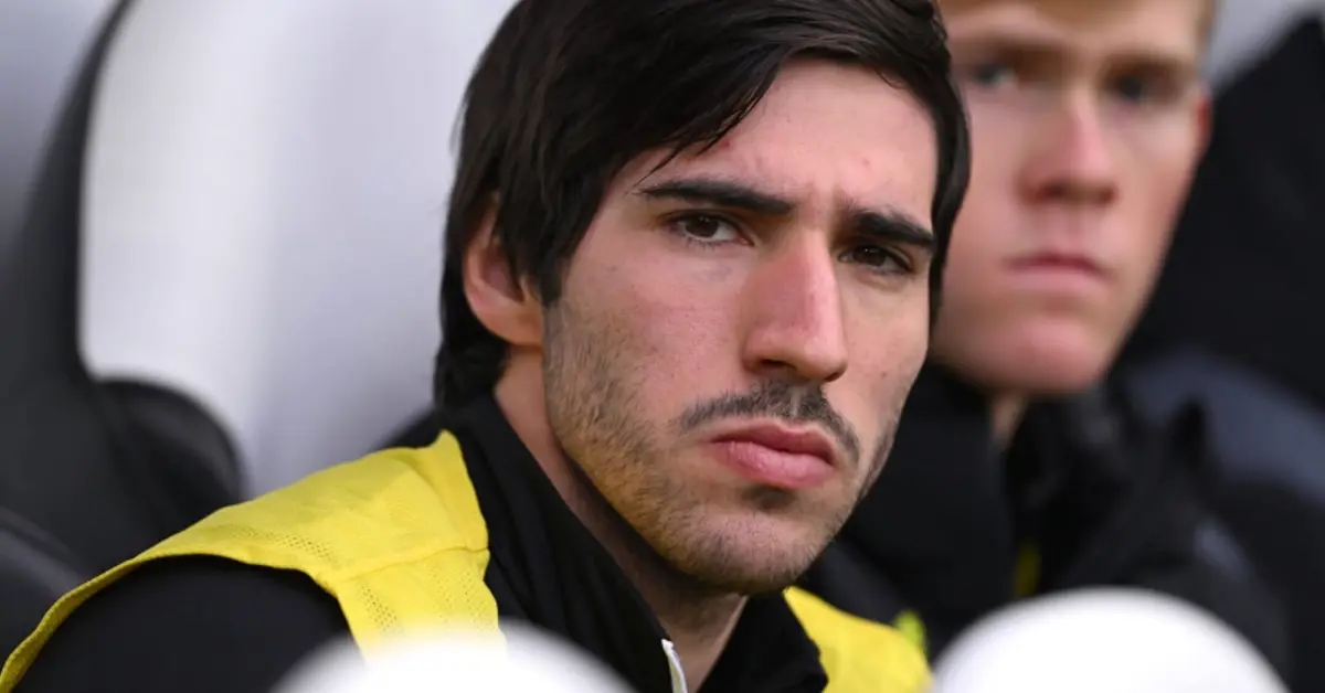 Magpies player Sandro Tonali raises awareness of problem gamblers