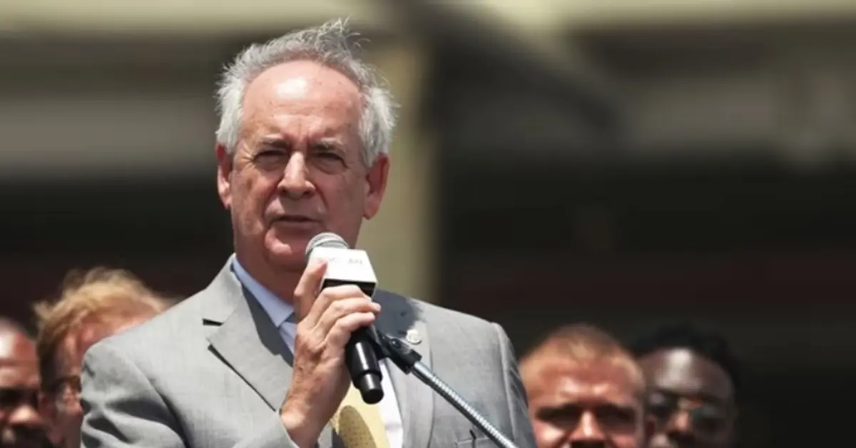 David Rebuck Calls for Uniform Age Rules