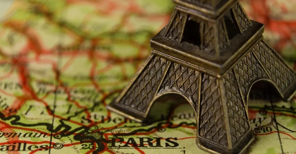 France halts iCasino plans