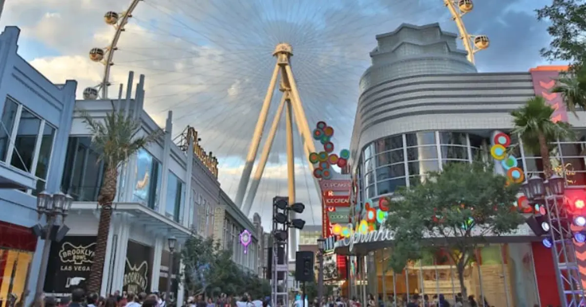 Caesars Entertainment signs deal to sell LINQ Promenade for $275M