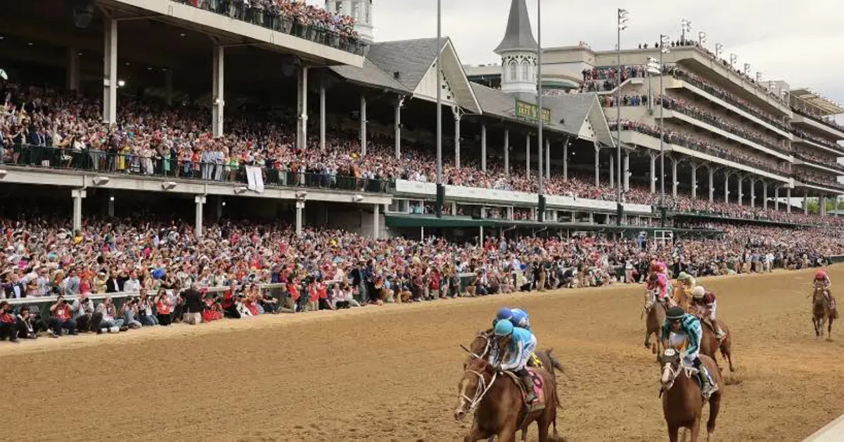 Churchill Downs ends betting