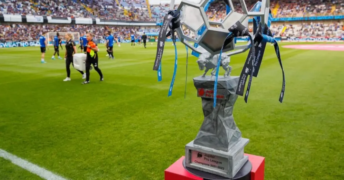 Belgian football clubs under investigation for gambling ad violations