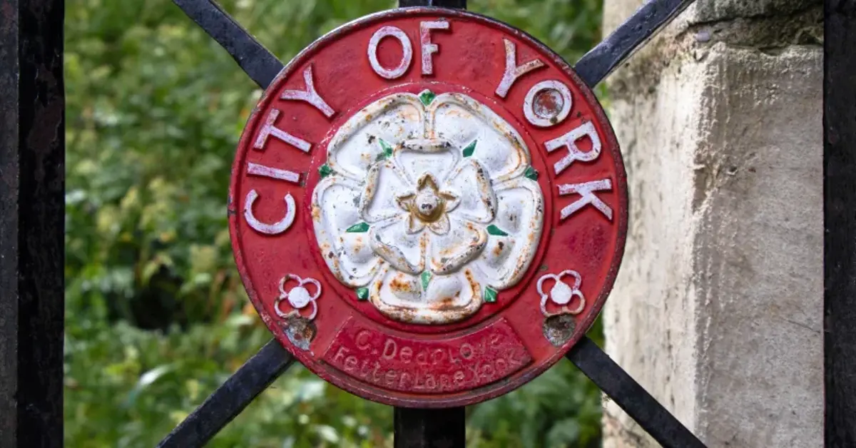 York official demands tougher rules on gambling adverts