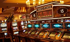 Land-based gambling slips as digital gaming leads the way
