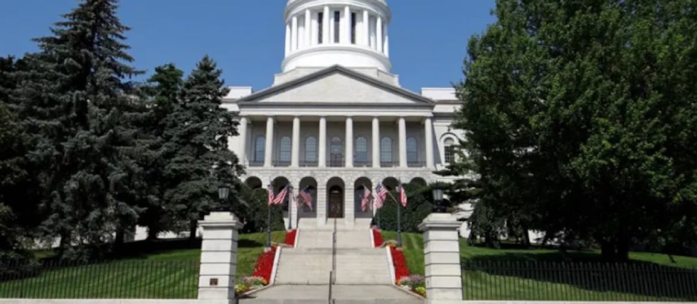 Maine iGaming bill tabled