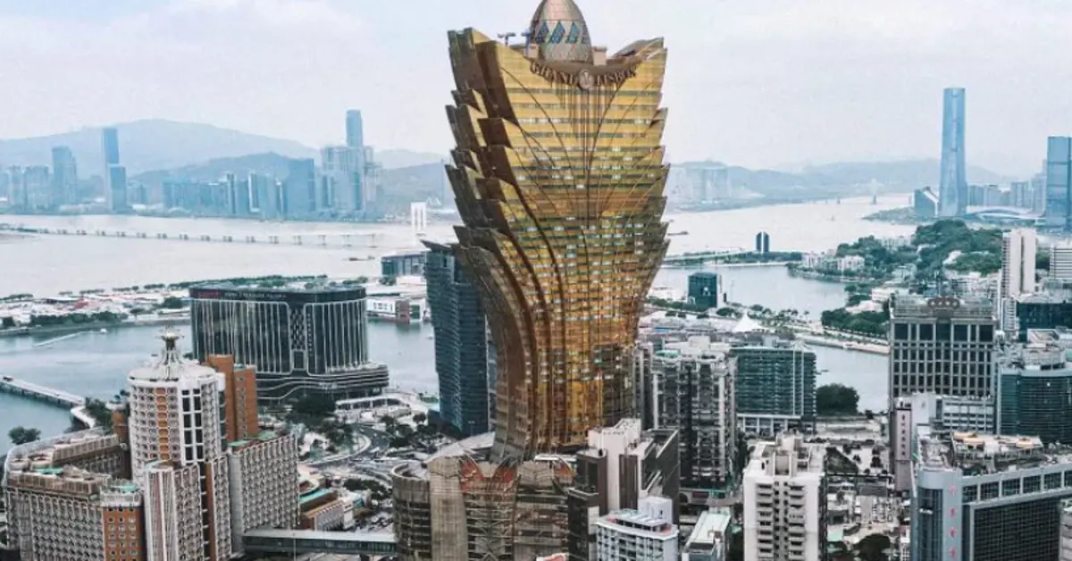 Macau warns of budget deficit amid casino revenue concerns