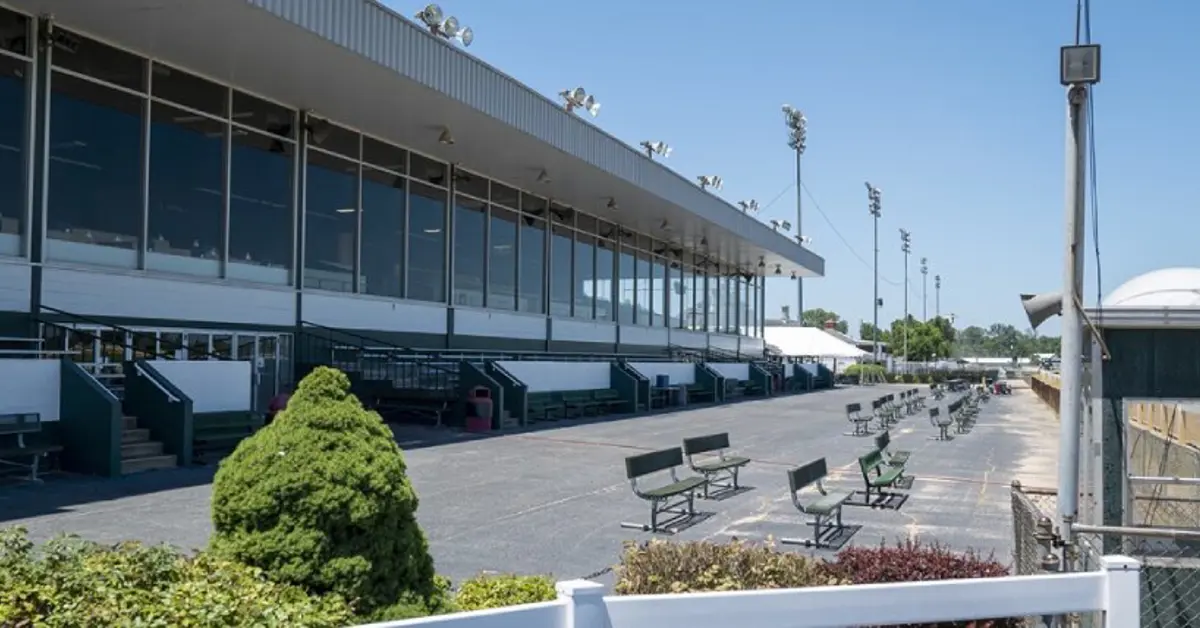 Fairmount Park racino opens