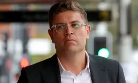 Australian MP calls for gambling ad crackdown