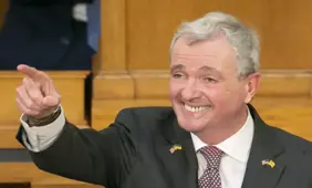 New Jersey Governor Supports Expanding Casinos Beyond Atlantic City