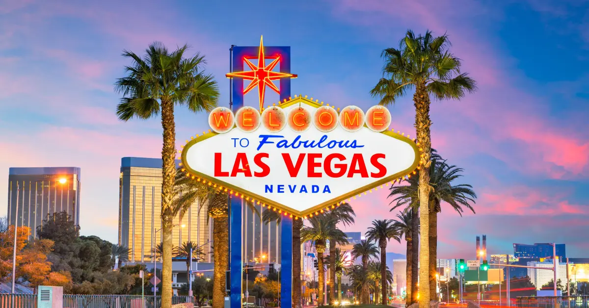 Las Vegas Visitor Numbers Fall in 2025, LVCVA Report Finds
