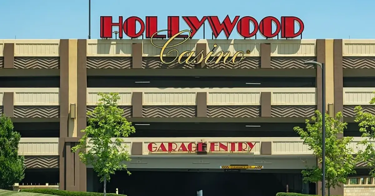 Two Police Officers Injured at Hollywood Casino